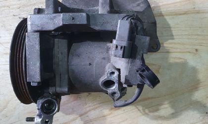 Компрессор кондиционера Subaru Impreza GG2