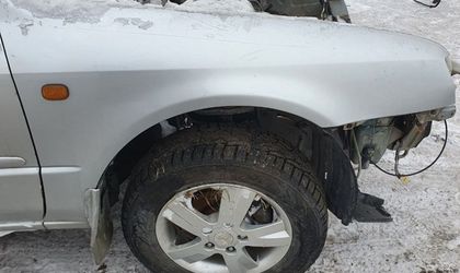 Крыло переднее правое Toyota Camry V40 (1994—1998)