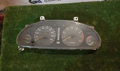 Приборная панель Toyota Carina, VI (T190) 1992