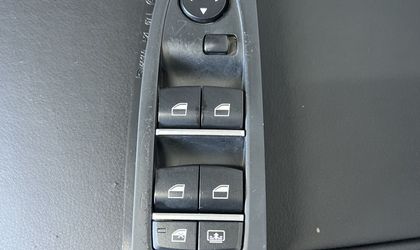 Блок управления стеклоподъемником пд Л BMW 7  F01