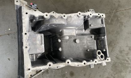 Land Rover Range Rover Sport Поддон двигателя 42