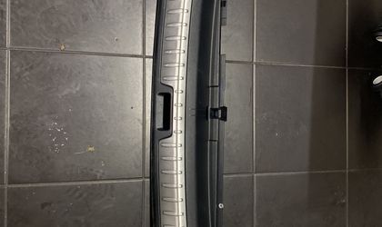 BMW X6 E71 Накладка борта багажника 