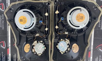 BMW 7 F01 F02 Динамики Top Hi-Fi  в заднюю полку 