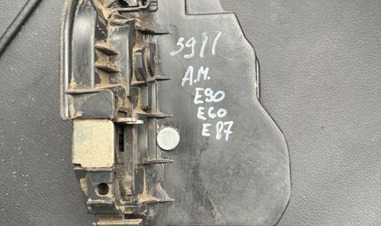 Замок задней двери П BMW E90 E60 E87