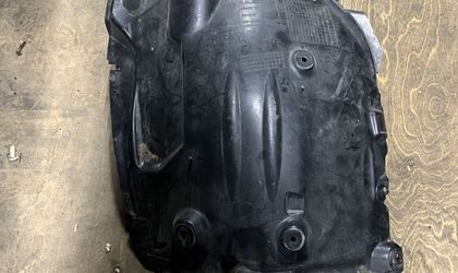 Подкрылок передний левый BMW М5 серия F10