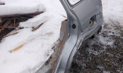 Крыло заднее левое Kia Carens 1 2006 