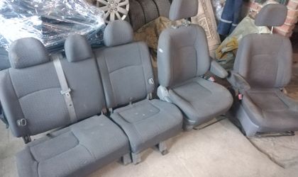 Сиденья комплект Kia Carens 2006 2.0 МКПП