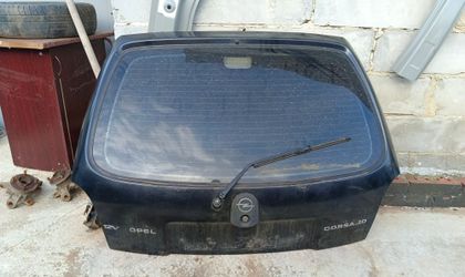 Крышка багажника в сборе Opel Corsa B 1999 S93