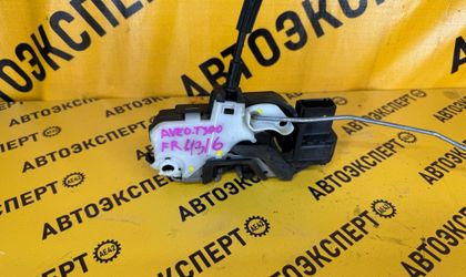 Замок двери передней правой Chevrolet Aveo T300