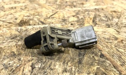 Датчик положения коленвала Audi A4 B6 036906433D