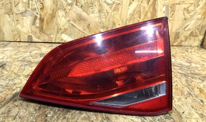 Фонарь задний правый Audi A4 B8 дорест