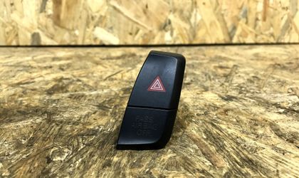 Кнопка аварийной остановки Audi A4 B8 правый руль