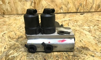 Блок клапанов ABS Mercedes-Benz W220 W215 R230