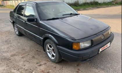 Volkswagen Passat B3 (1988—1993) 1988