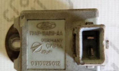 Коммутатор зажигания Ford Mondeo I 1993