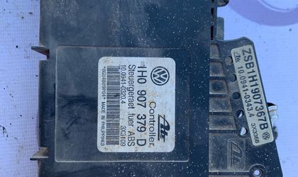 Блок управления ABS Volkswagen Golf Mk3  1994