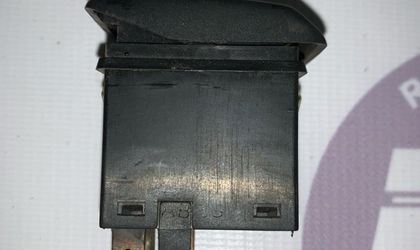 Кнопка обогрева стекла Volkswagen Jetta, II  1985