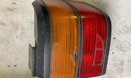Фонарь задний правый Volkswagen Passat B3 1988