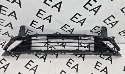 Решетка бампера Kia K5 2019-2022