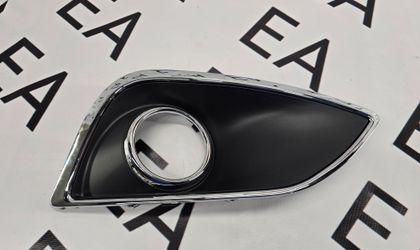 Накладка противотуманной фары правая Hyundai ix35 