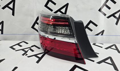 Фонарь задний левый Toyota Camry 55 (2014—2018)