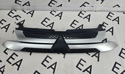 Решетка радиатора Mitsubishi Outlander 3 GF