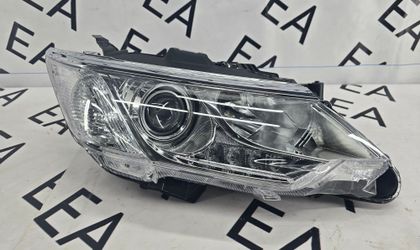 Фара правая Toyota Camry 55 (2014—2018) галоген