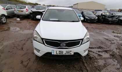 Бампер передний Kia Ceed I Рестайлинг 2011