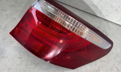 Фонарь задний правый Lexus LS 460