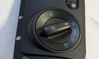 Переключатель фар Volkswagen Golf 6