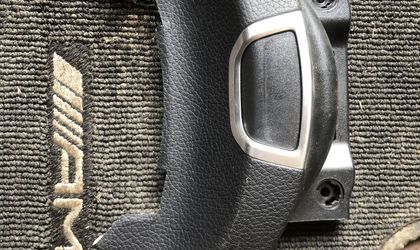 Кнопка открытия подлокотника Mercedes-Benz GLC-...