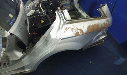 Сапожок зад/лев Mercedes W204 универсал из Японии