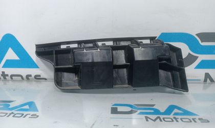 Крепление заднего бампера левое Mercedes W204