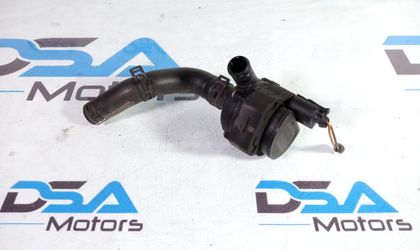 Насос водяной (доп.помпа) Mercedes W204/W207/W212