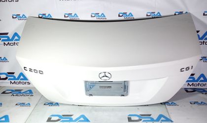 Крышка багажника Mercedes W204 из Японии