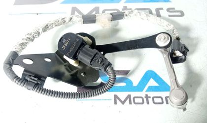 Датчик положения кузова левый Тoyota LС 200 ориг