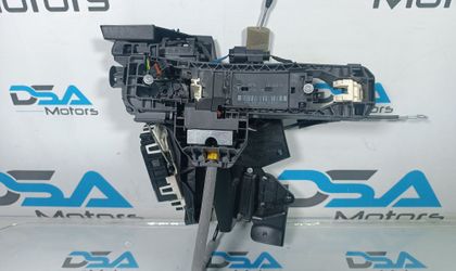 Замок двери перед/прав Mercedes W204/W212 Япония