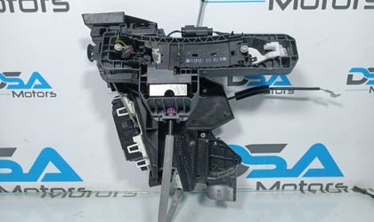 Замок передней правой двери Mercedes W204 Япония