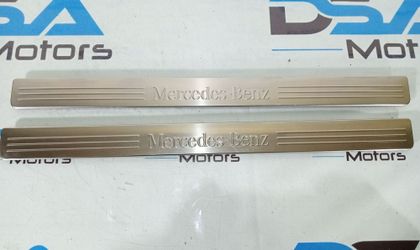 Накладки порогов передние Mercedes W204 из Японии