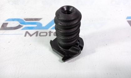 Кронштейн колеса Mercedes W204/W212/W218 из Японии