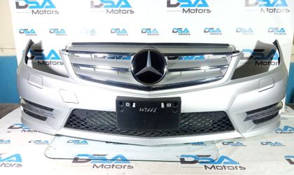Бампер передний АМГ в сборе оригинал Mercedes W204