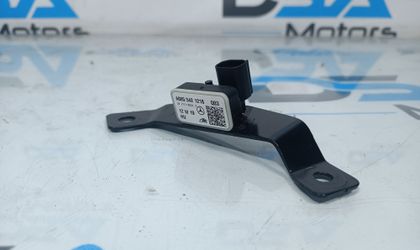 Датчик ускорения R Mercedes W204/W212/W218 Япония