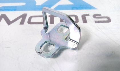Петля замка крышки багажника Mercedes W204