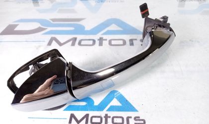 Ручка двери правая Mercedes W204/W212/W218
