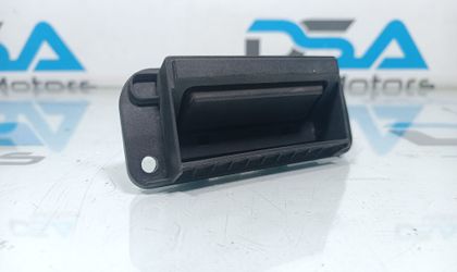 Кнопка открывания багажника Mercedes W204 Япония