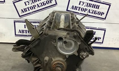  Блок двигателя BMW 650i 
