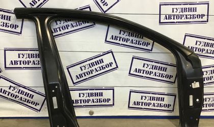 Стойка кузова правая Volkswagen Golf GTI V 2008