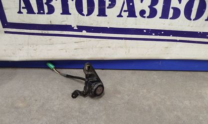 Боковая камера правая Toyota Land Cruiser, 200