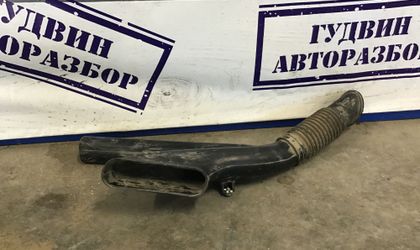 Патрубок воздушного фильтра Opel Astra J 