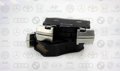 Колодки передние тормозные Mercedes-Benz 